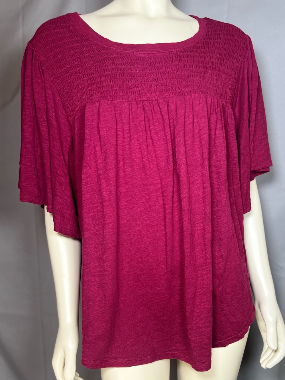 Torrid Size 3 Fuschia Smocked Flutter Sleeve Babydoll Top